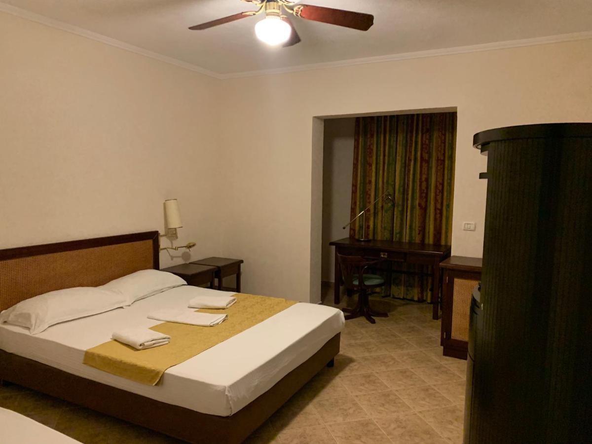 Hotel Arandi Ag Mjull-Bathore Экстерьер фото